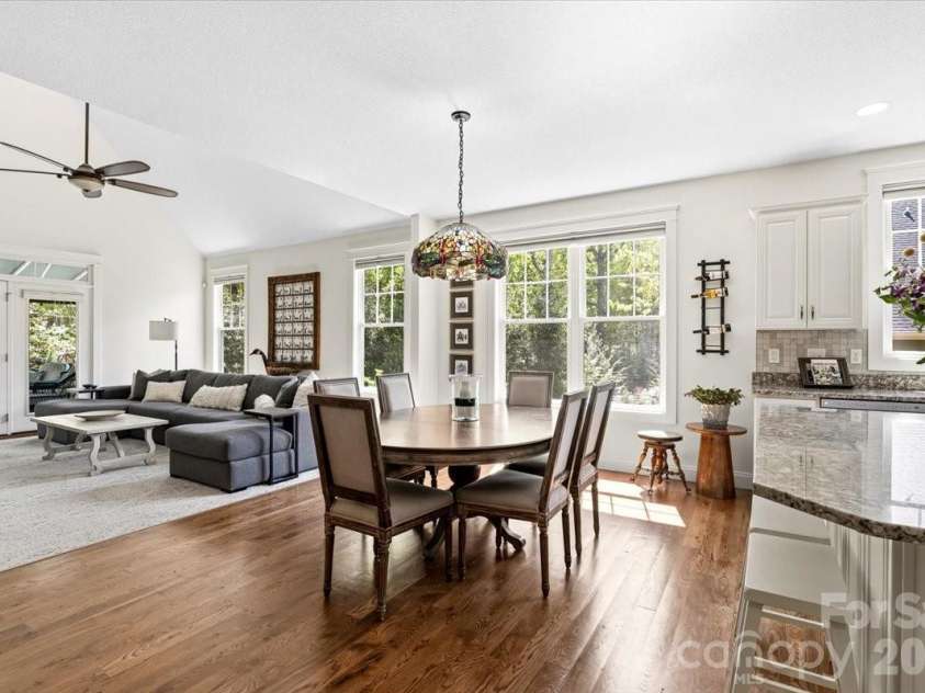 15 Quail Hollow Drive, Arden, NC 28704.  MLS# CAR4372474, YatesRealty ID 22155. 