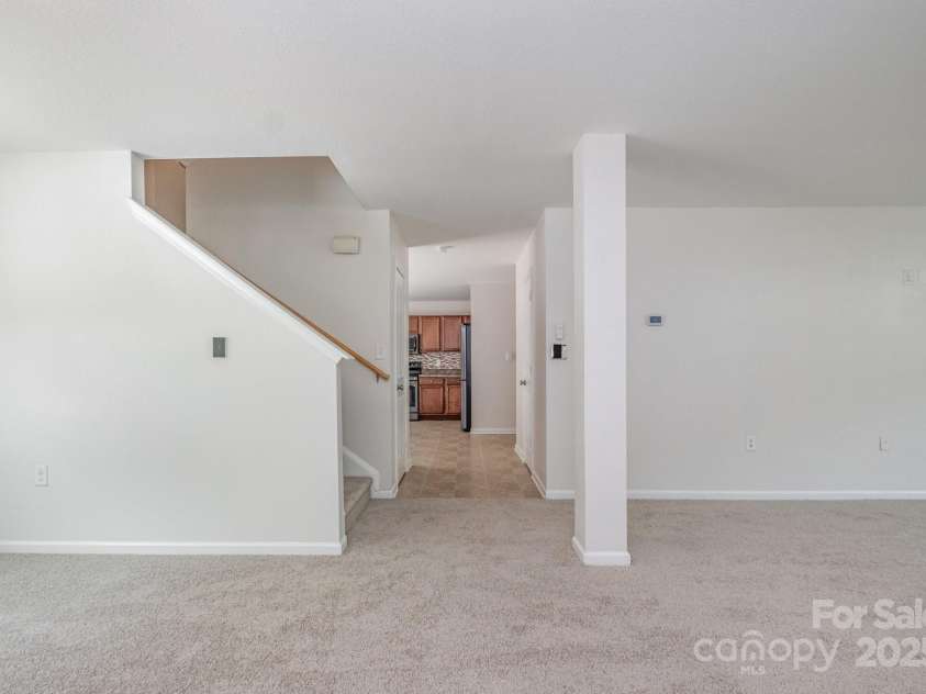 9718 Eagle Feathers Drive, Charlotte, NC 28214.  MLS# CAR4287623, YatesRealty ID 22156. 