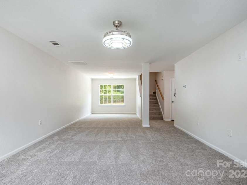 9718 Eagle Feathers Drive, Charlotte, NC 28214.  MLS# CAR4287623, YatesRealty ID 22156. 