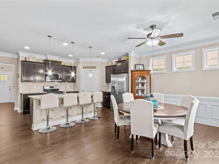 3835 Norman View Drive, Sherrills Ford, NC 28673.  MLS# CAR4274755, YatesRealty ID 22157. 