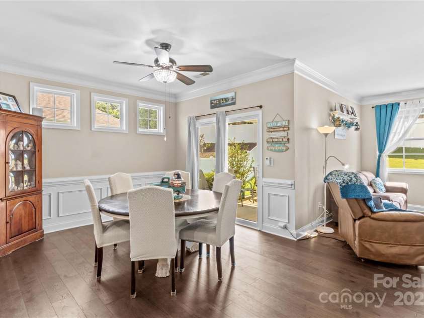 3835 Norman View Drive, Sherrills Ford, NC 28673.  MLS# CAR4274755, YatesRealty ID 22157. 