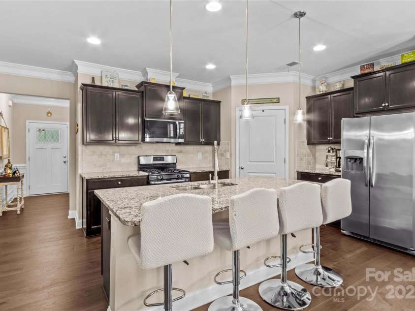 3835 Norman View Drive, Sherrills Ford, NC 28673.  MLS# CAR4274755, YatesRealty ID 22157. 
