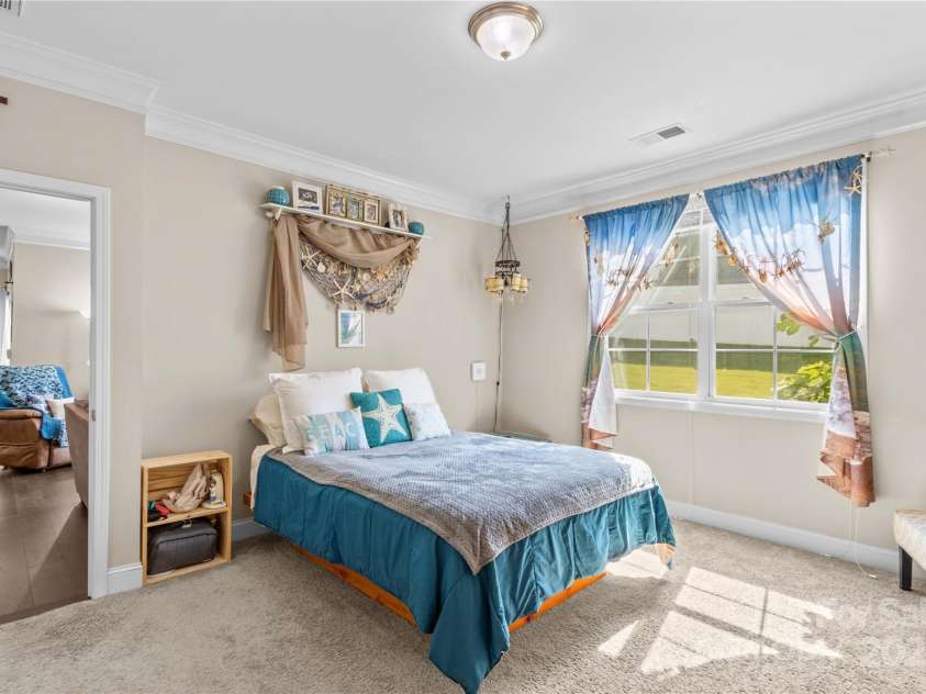 3835 Norman View Drive, Sherrills Ford, NC 28673.  MLS# CAR4274755, YatesRealty ID 22157. 