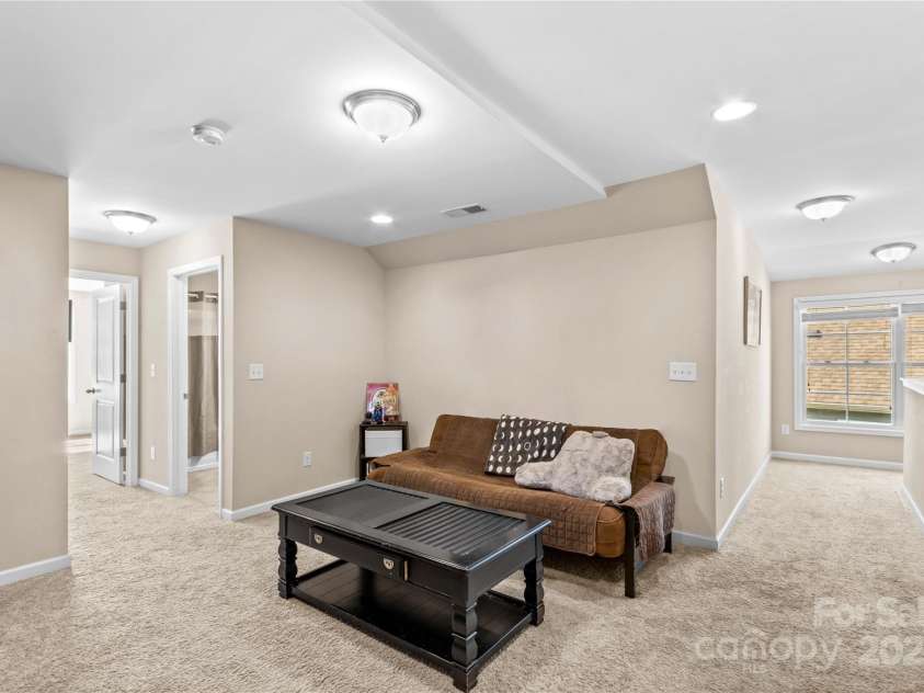 3835 Norman View Drive, Sherrills Ford, NC 28673.  MLS# CAR4274755, YatesRealty ID 22157. 