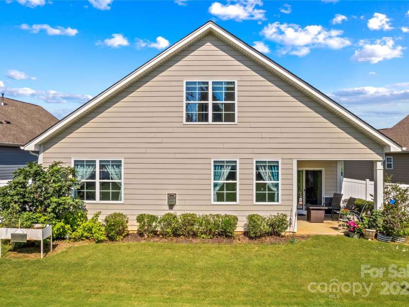 3835 Norman View Drive, Sherrills Ford, NC 28673.  MLS# CAR4274755, YatesRealty ID 22157. 