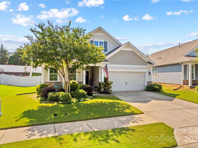 3835 Norman View Drive, Sherrills Ford, NC 28673.  MLS# CAR4274755, YatesRealty ID 22157. 