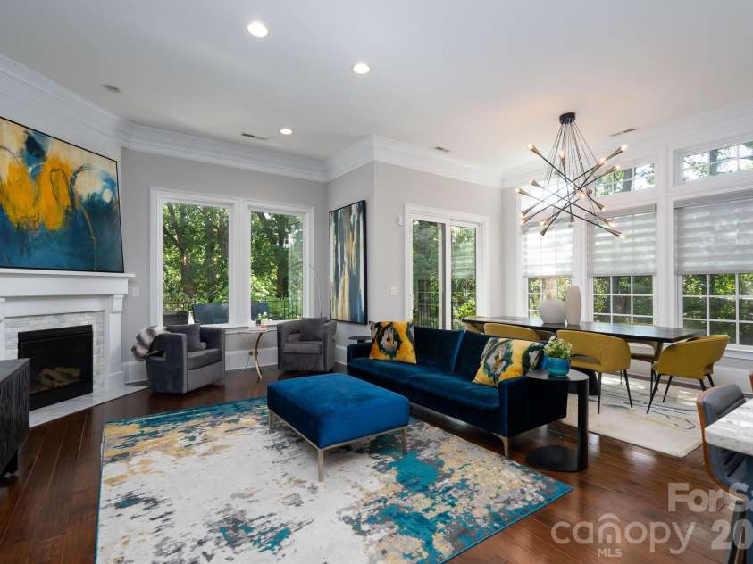 5041 Vernet Lane, Charlotte, NC 28210.  MLS# CAR4300927, YatesRealty ID 22157. 