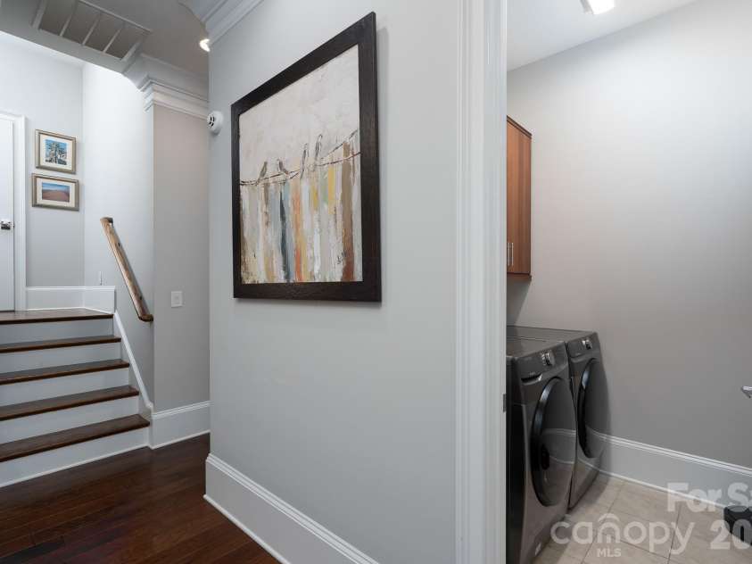 5041 Vernet Lane, Charlotte, NC 28210.  MLS# CAR4300927, YatesRealty ID 22157. 
