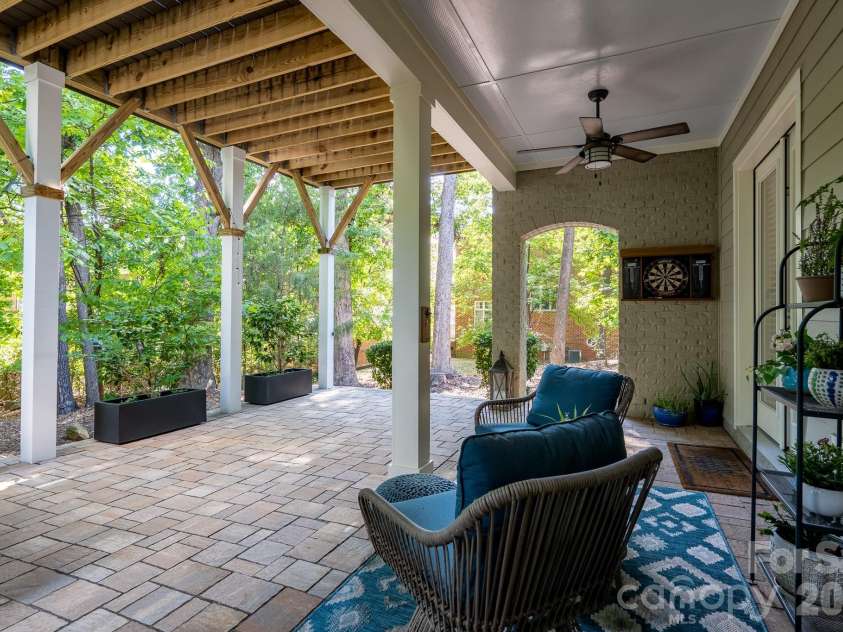 5041 Vernet Lane, Charlotte, NC 28210.  MLS# CAR4300927, YatesRealty ID 22157. 