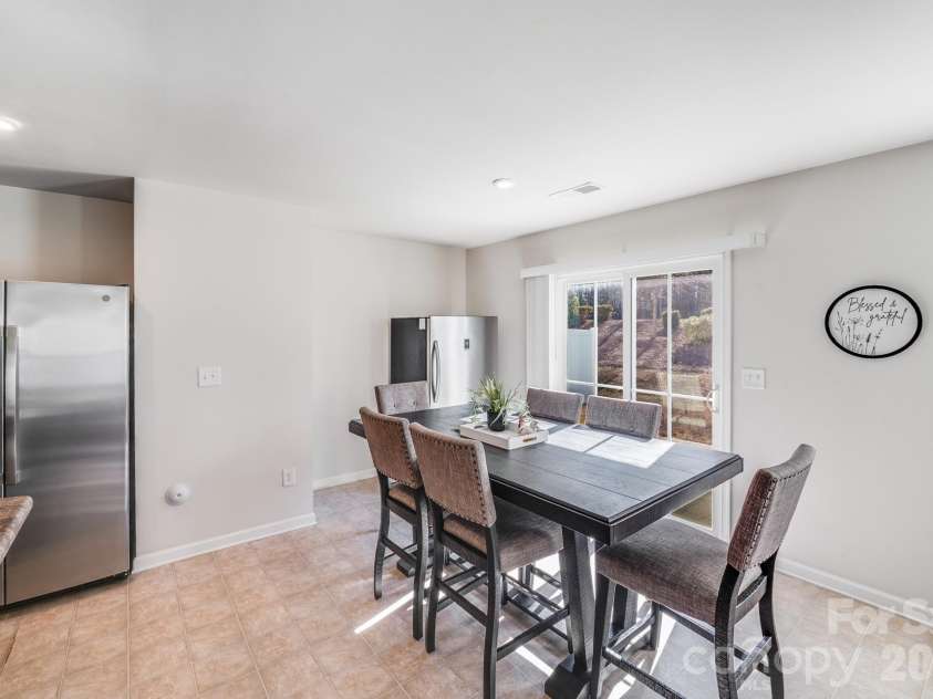 5019 Downhaul Drive, Charlotte, NC 28269.  MLS# CAR4335185, YatesRealty ID 22158. 