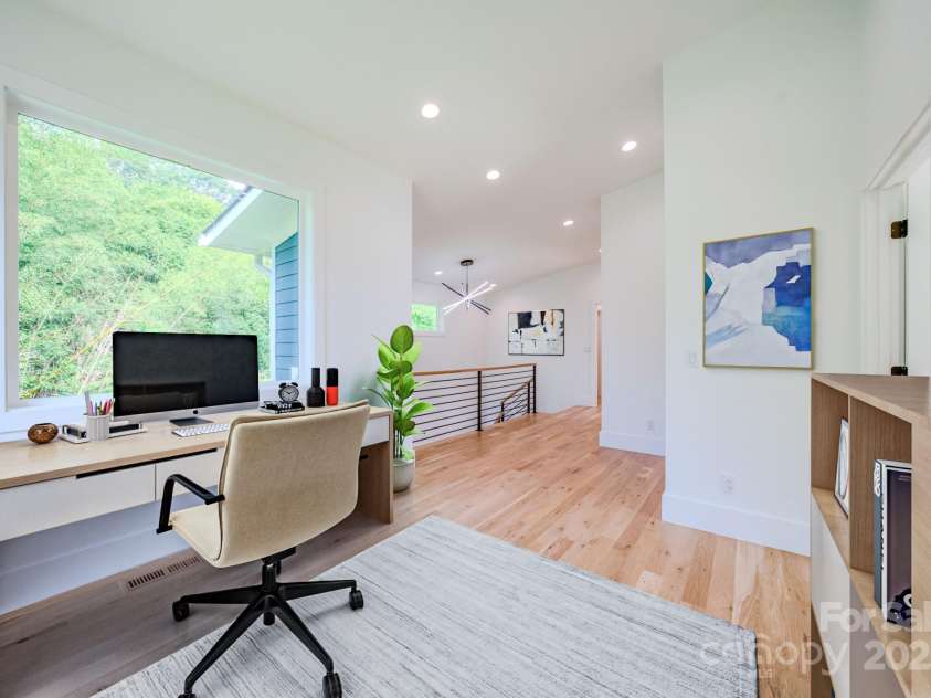 133 Grove Street, Asheville, NC 28801.  MLS# CAR4286313, YatesRealty ID 2216. Virtually Staged Second floor Loft/Office. 