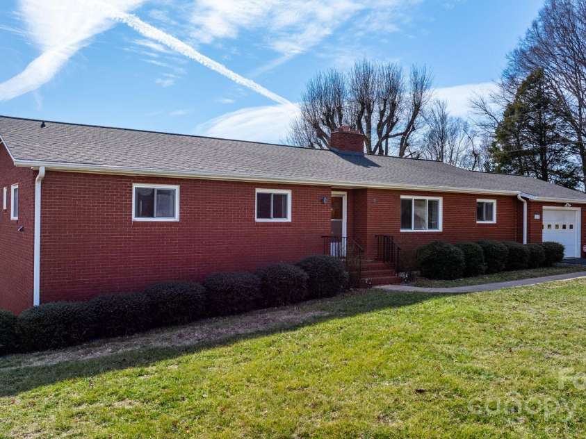 63 Wagner Road, Taylorsville, NC 28681.  MLS# CAR4220675, YatesRealty ID 2216. 