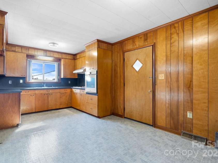 63 Wagner Road, Taylorsville, NC 28681.  MLS# CAR4220675, YatesRealty ID 2216. 