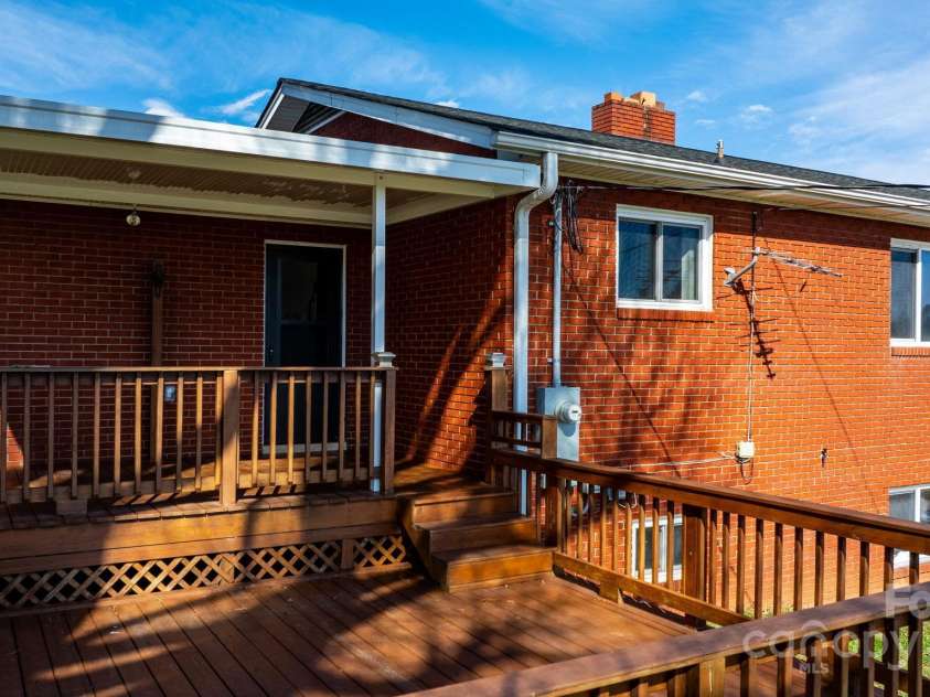 63 Wagner Road, Taylorsville, NC 28681.  MLS# CAR4220675, YatesRealty ID 2216. 