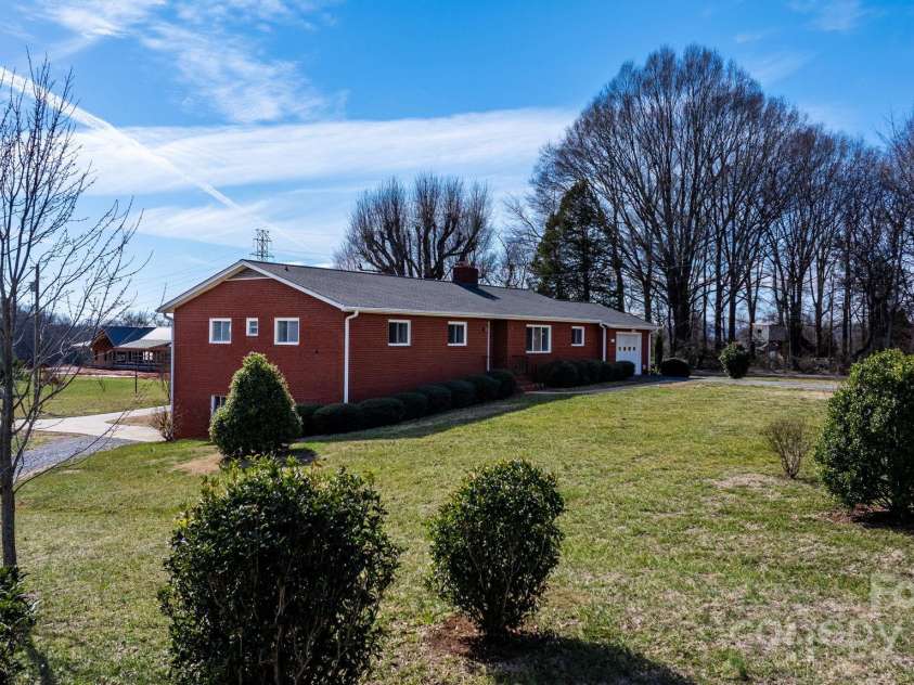63 Wagner Road, Taylorsville, NC 28681.  MLS# CAR4220675, YatesRealty ID 2216. 