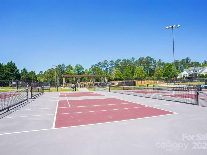 16427 Cozy Cove Road, Charlotte, NC 28278.  MLS# CAR4252546, YatesRealty ID 22162. 