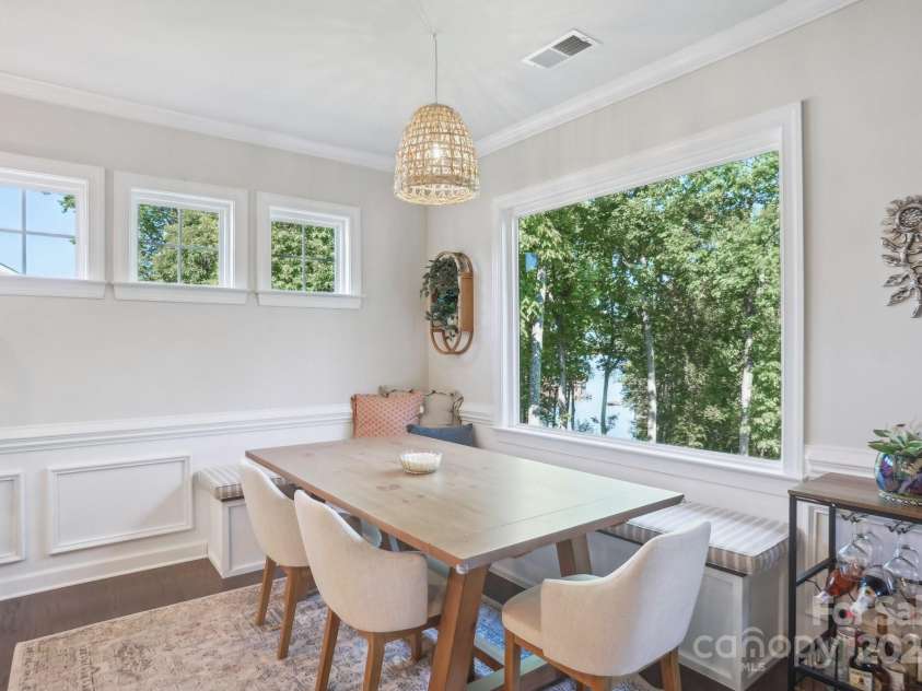 16427 Cozy Cove Road, Charlotte, NC 28278.  MLS# CAR4252546, YatesRealty ID 22162. 