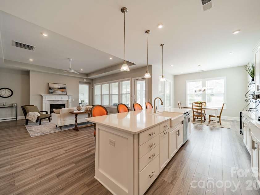 1010 Carlyle Lane, Monroe, NC 28110.  MLS# CAR4363863, YatesRealty ID 22163. 