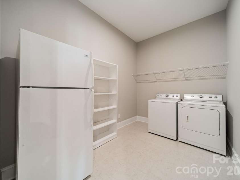 1010 Carlyle Lane, Monroe, NC 28110.  MLS# CAR4363863, YatesRealty ID 22163. 