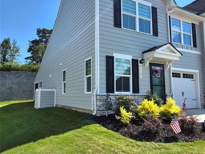 115 Jameson Park Drive, Troutman, NC 28166.  MLS# CAR4402004, YatesRealty ID 22164. 