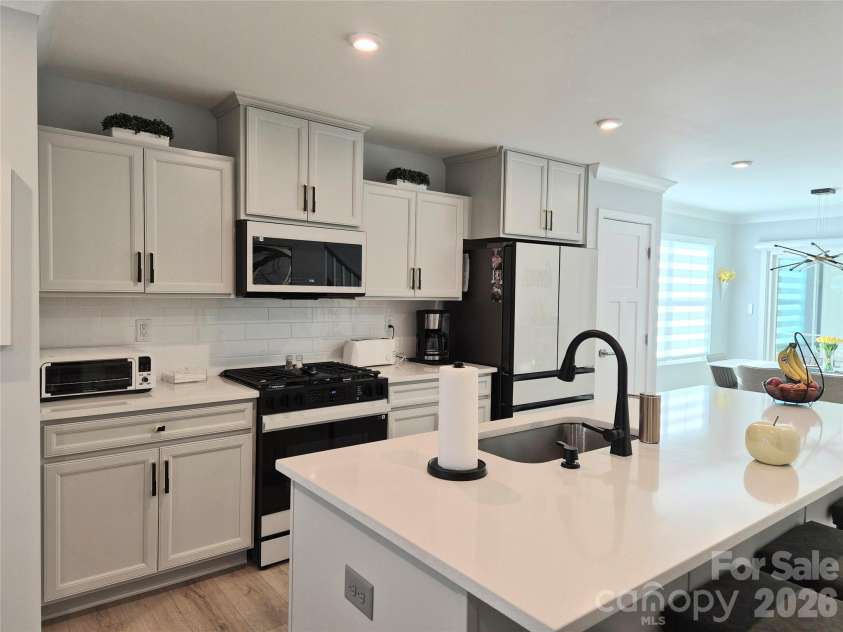 115 Jameson Park Drive, Troutman, NC 28166.  MLS# CAR4402004, YatesRealty ID 22164. 