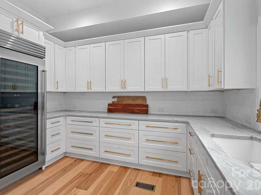 5907 Kiowa Road, Clover, SC 29710.  MLS# CAR4368732, YatesRealty ID 22165. 