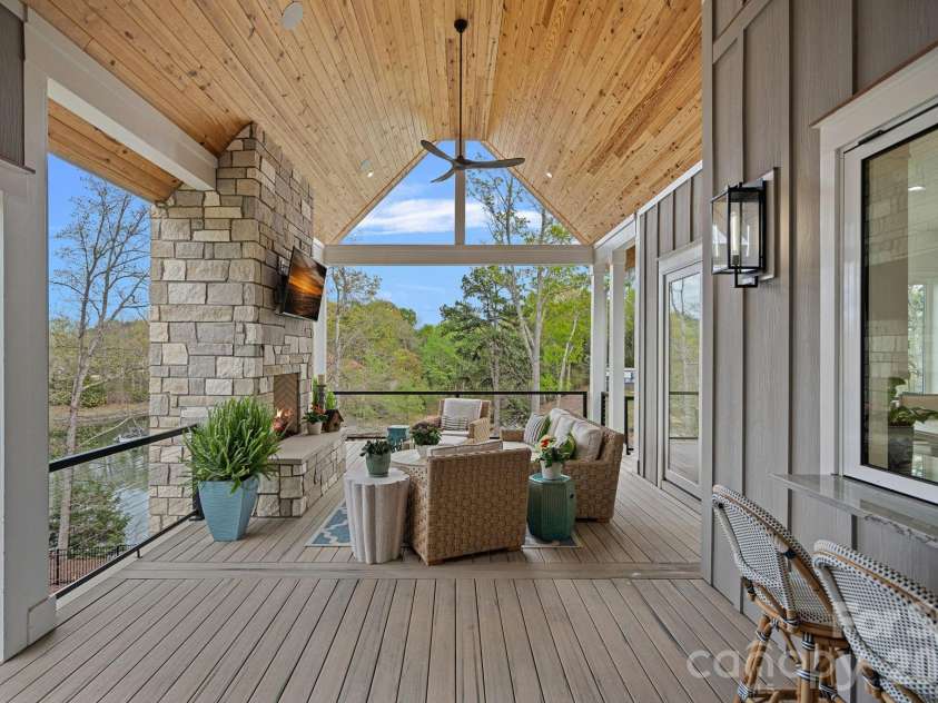 5907 Kiowa Road, Clover, SC 29710.  MLS# CAR4368732, YatesRealty ID 22165. 