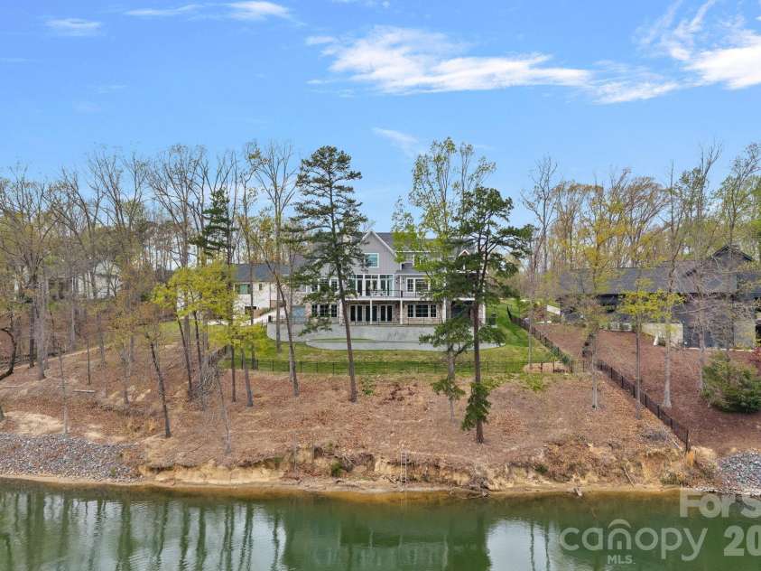 5907 Kiowa Road, Clover, SC 29710.  MLS# CAR4368732, YatesRealty ID 22165. 