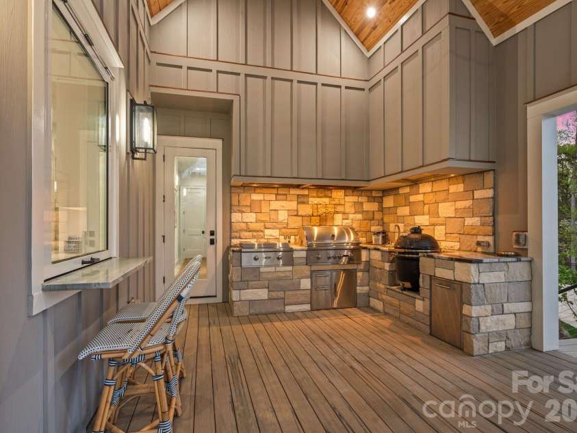 5907 Kiowa Road, Clover, SC 29710.  MLS# CAR4368732, YatesRealty ID 22165. 