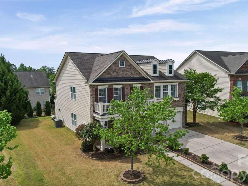 4019 Orchid Way, Tega Cay, SC 29708.  MLS# CAR4369824, YatesRealty ID 22166. 