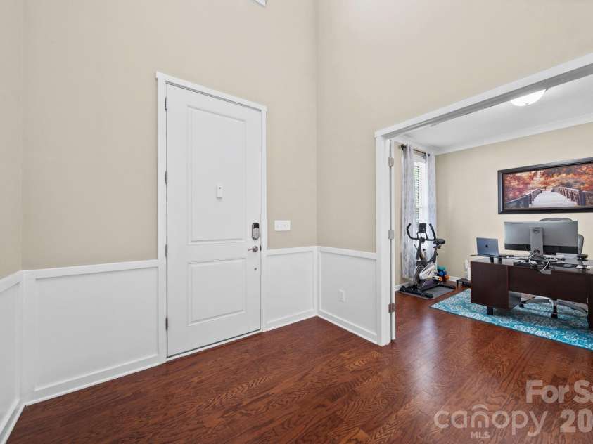4019 Orchid Way, Tega Cay, SC 29708.  MLS# CAR4369824, YatesRealty ID 22166. Entry Way