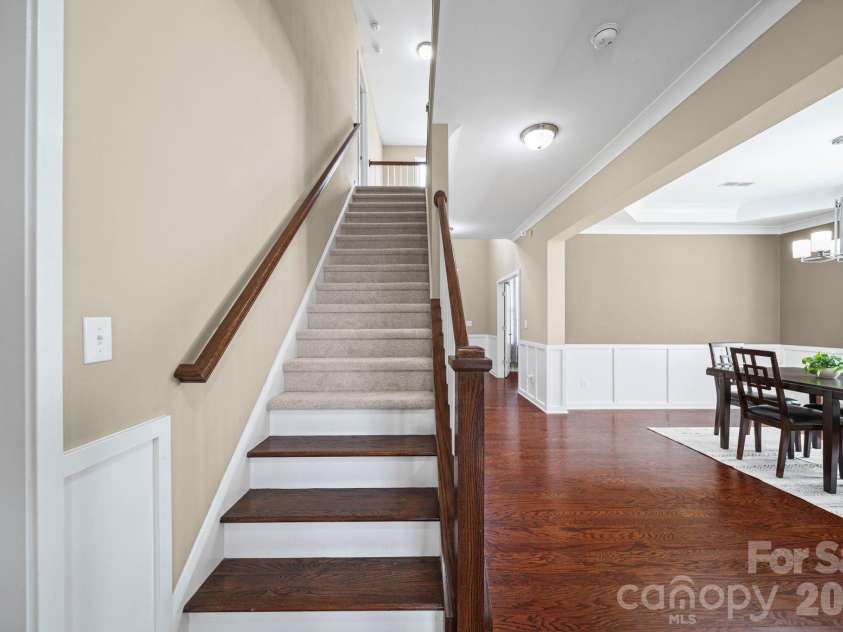 4019 Orchid Way, Tega Cay, SC 29708.  MLS# CAR4369824, YatesRealty ID 22166. Stair Way