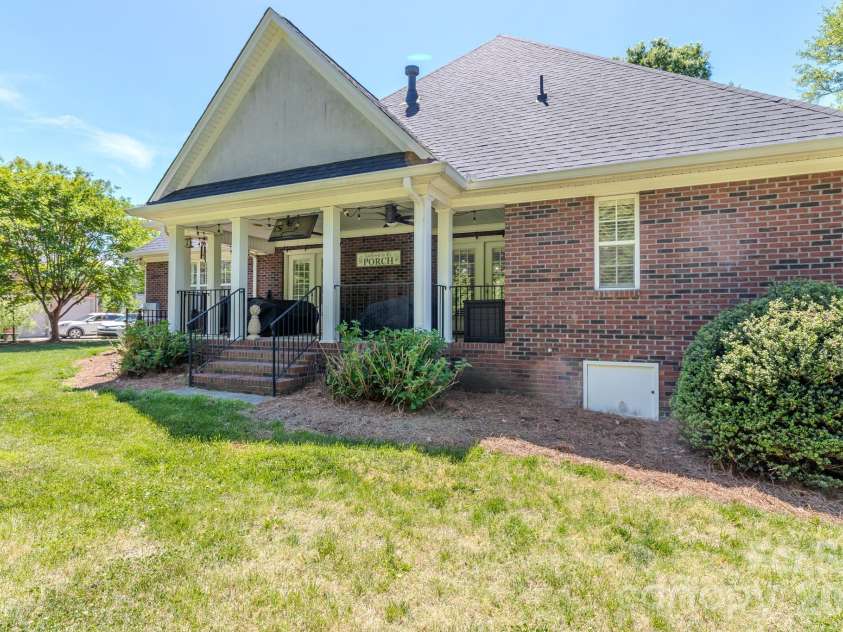 218 Kaitlyn Lane, Kings Mountain, NC 28086.  MLS# CAR4371077, YatesRealty ID 22167. 