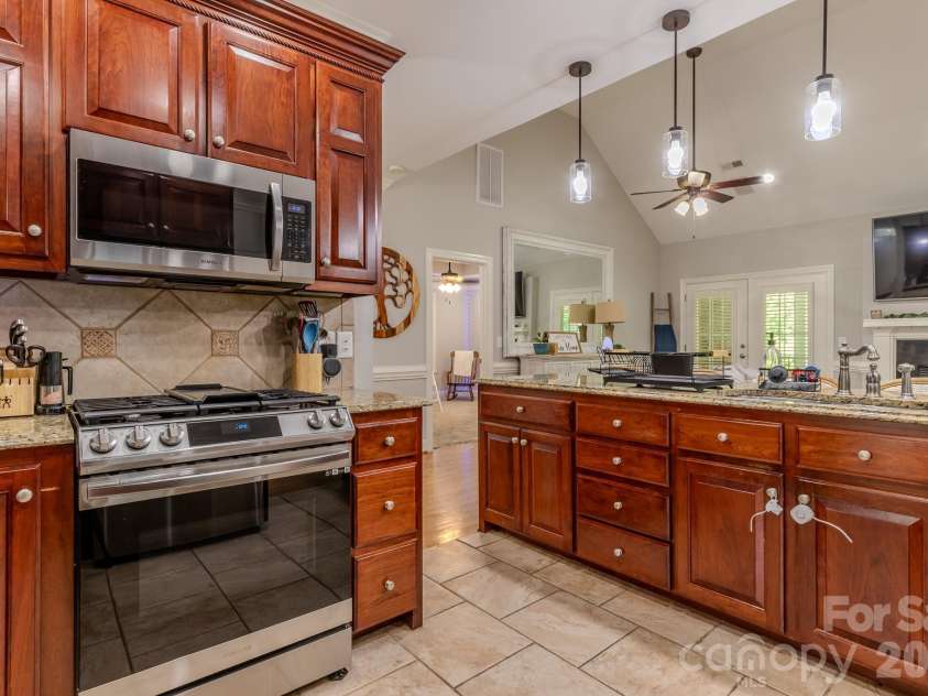 218 Kaitlyn Lane, Kings Mountain, NC 28086.  MLS# CAR4371077, YatesRealty ID 22167. 