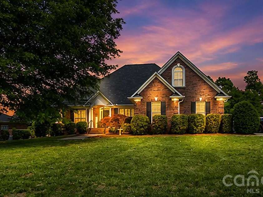 218 Kaitlyn Lane, Kings Mountain, NC 28086.  MLS# CAR4371077, YatesRealty ID 22167. 