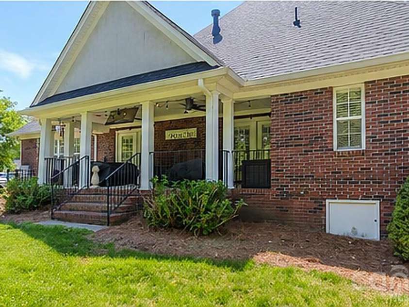 218 Kaitlyn Lane, Kings Mountain, NC 28086.  MLS# CAR4371077, YatesRealty ID 22167. 