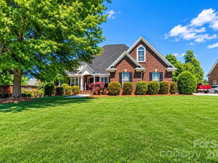 218 Kaitlyn Lane, Kings Mountain, NC 28086.  MLS# CAR4371077, YatesRealty ID 22167. 