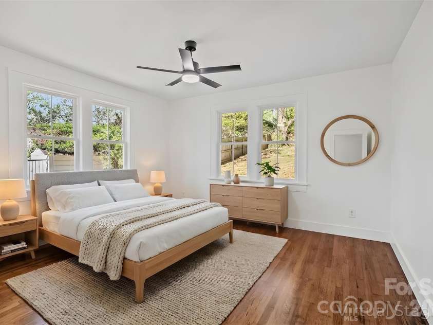 154 Laurel Loop, Asheville, NC 28806.  MLS# CAR4401401, YatesRealty ID 22169. Virtually Staged