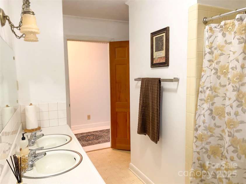 2855 Gheen Road, Salisbury, NC 28147.  MLS# CAR4279320, YatesRealty ID 2217. 