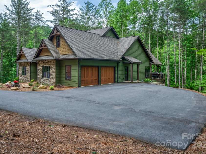 1003 Glory Drive, Morganton, NC 28655.  MLS# CAR4264469, YatesRealty ID 22171. 