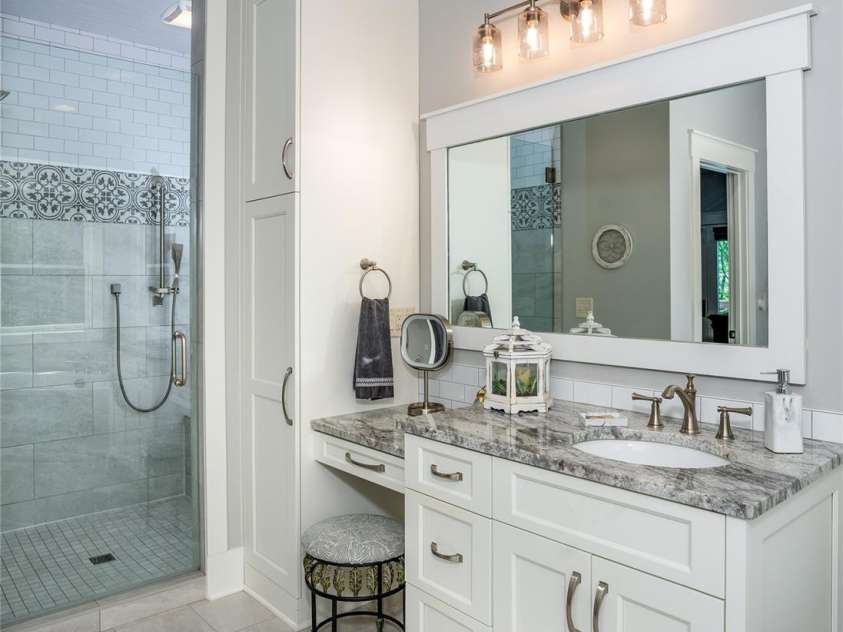 1003 Glory Drive, Morganton, NC 28655.  MLS# CAR4264469, YatesRealty ID 22171. Primary Bathroom