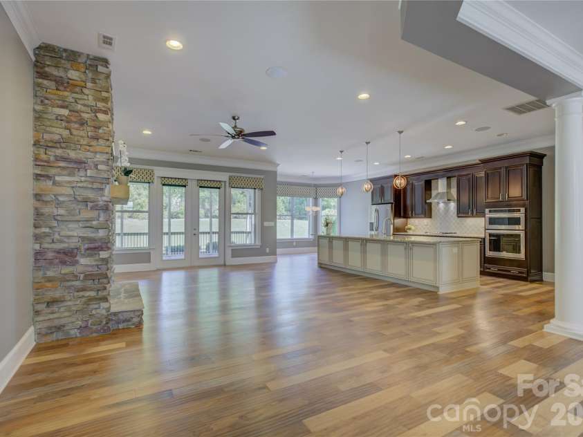 14924 High Bluff Court, Charlotte, NC 28278.  MLS# CAR4361881, YatesRealty ID 22171. 