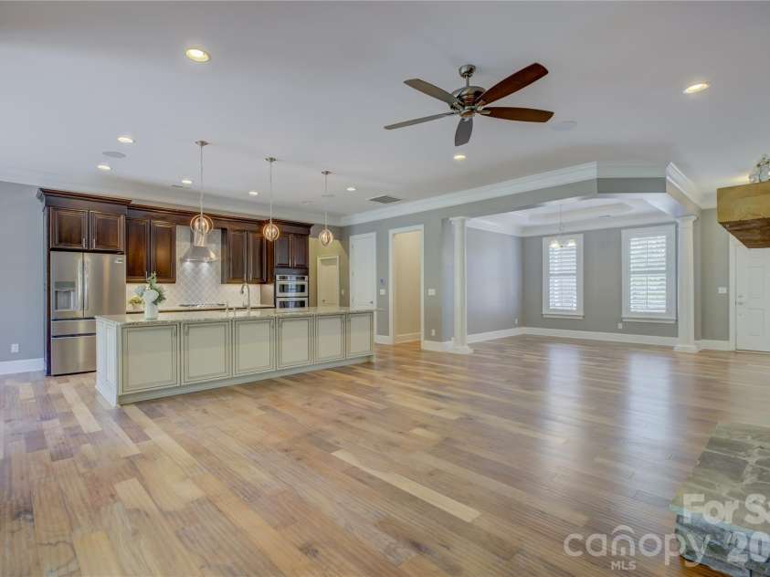 14924 High Bluff Court, Charlotte, NC 28278.  MLS# CAR4361881, YatesRealty ID 22171. 