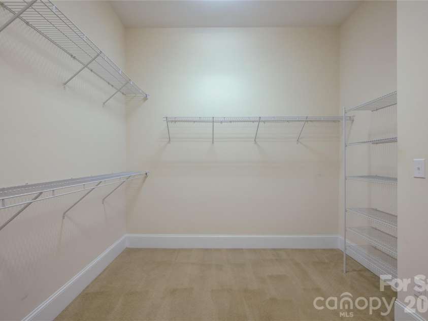 14924 High Bluff Court, Charlotte, NC 28278.  MLS# CAR4361881, YatesRealty ID 22171. 