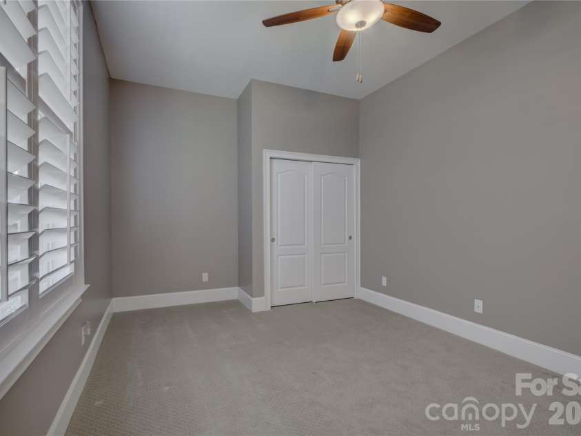 14924 High Bluff Court, Charlotte, NC 28278.  MLS# CAR4361881, YatesRealty ID 22171. 