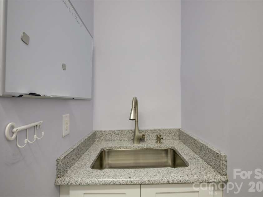 14924 High Bluff Court, Charlotte, NC 28278.  MLS# CAR4361881, YatesRealty ID 22171. 