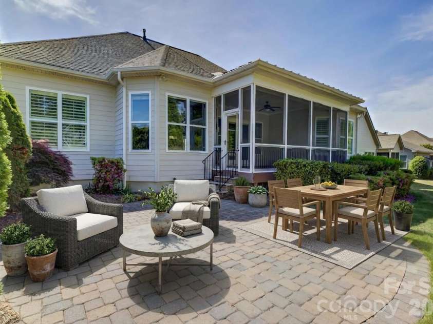 14924 High Bluff Court, Charlotte, NC 28278.  MLS# CAR4361881, YatesRealty ID 22171. Virtually staged paver patio