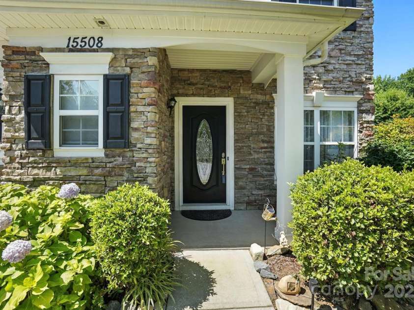 15508 Normans Landing Drive, Charlotte, NC 28273.  MLS# CAR4273570, YatesRealty ID 22172. 