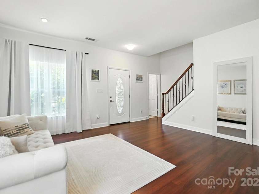 15508 Normans Landing Drive, Charlotte, NC 28273.  MLS# CAR4273570, YatesRealty ID 22172. 