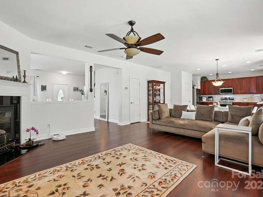 15508 Normans Landing Drive, Charlotte, NC 28273.  MLS# CAR4273570, YatesRealty ID 22172. 